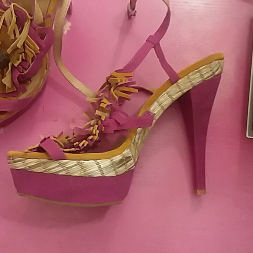 Shoes/Heels